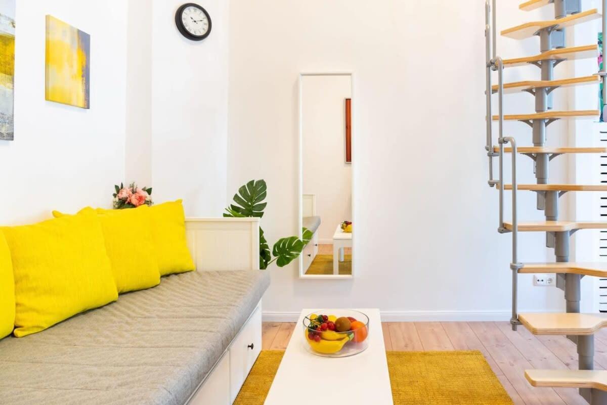 Spacious Loft Style Studio In Berlin Wilmersdorf Exterior photo