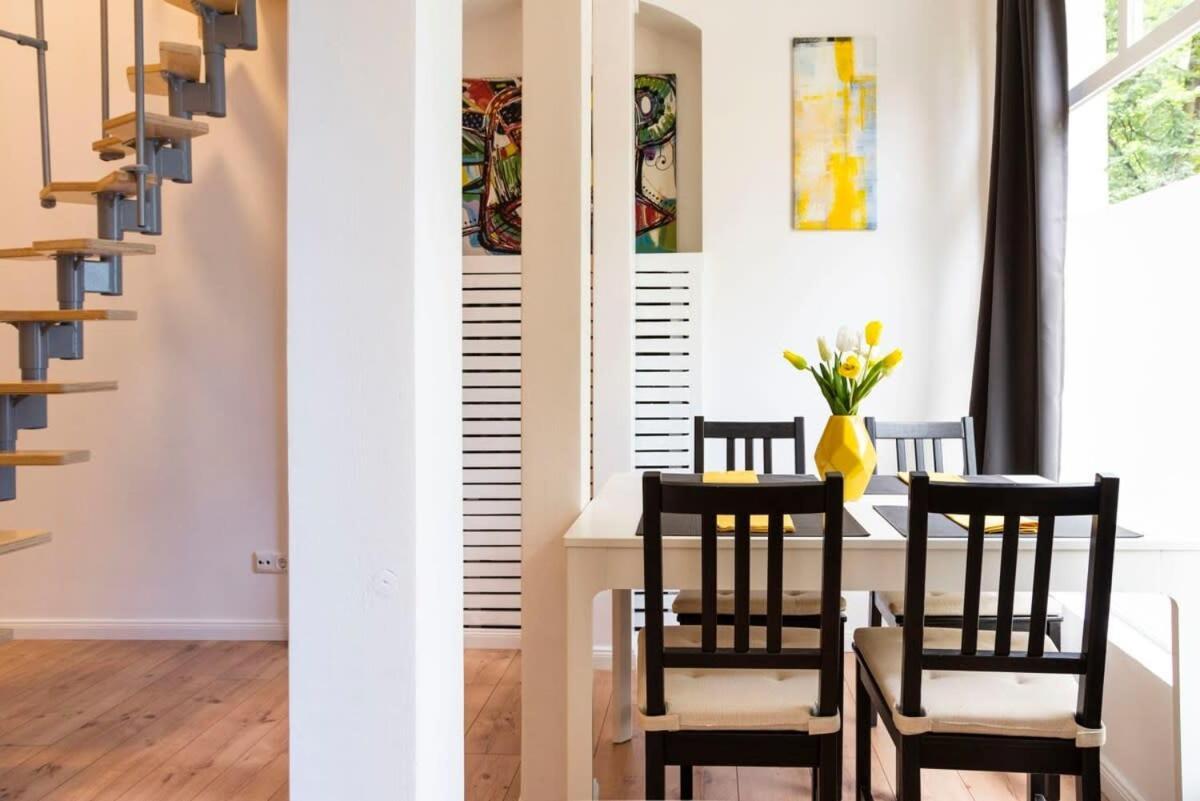 Spacious Loft Style Studio In Berlin Wilmersdorf Exterior photo