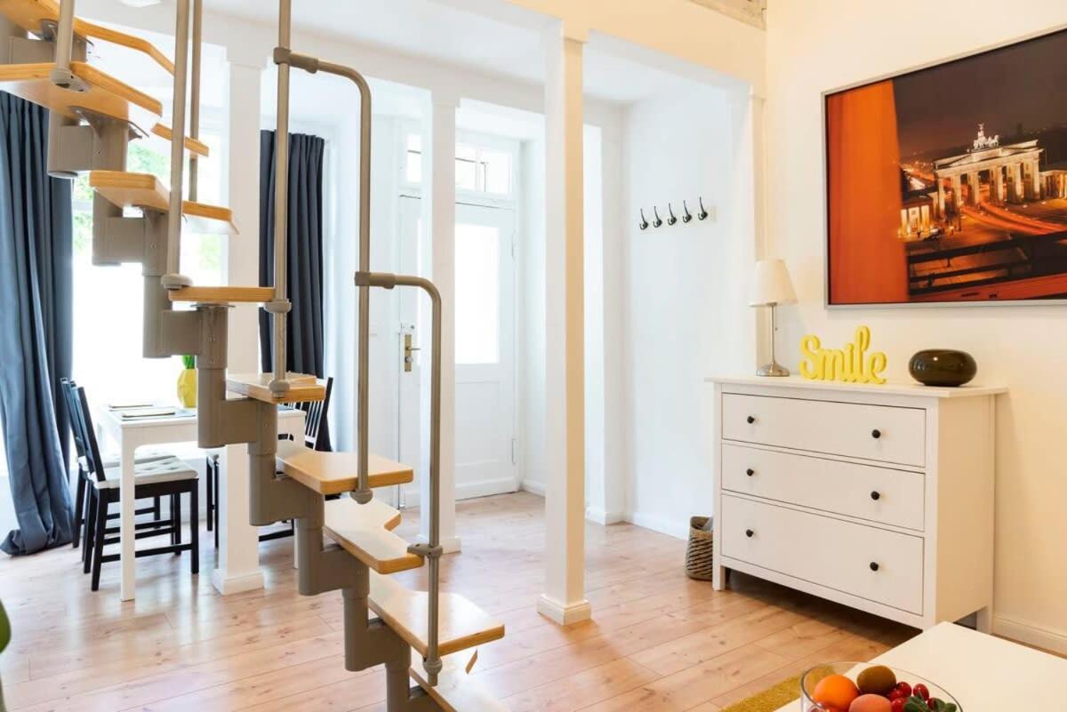 Spacious Loft Style Studio In Berlin Wilmersdorf Exterior photo